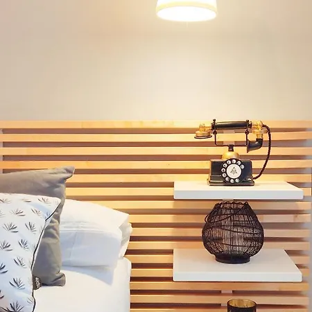 80s Loft Vintage 15' Malaga Airport Free Guest Parking * Alhaurín de la Torre
